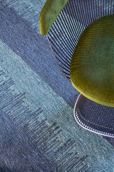 almonia-bleu-detai-n_1-72DPI-didierdelmas_800x.webp