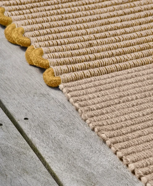 cabestan_jaune_detail_3_BD_800x — kopia.webp