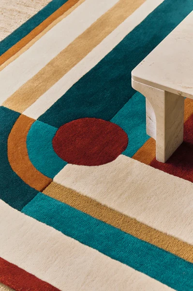 tapis-hacienda-matiere-1-300dpi-photo-mathilde-hiley_800x.webp