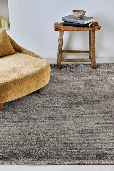 tapis-velvet-taupe-ambi.webp
