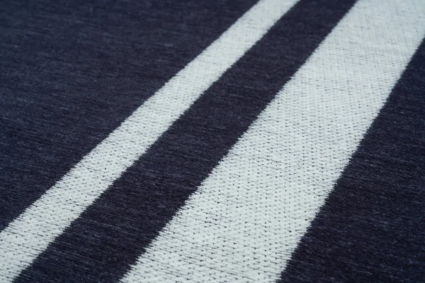 alto_blue-easycleaning-rug_4_1400x.webp